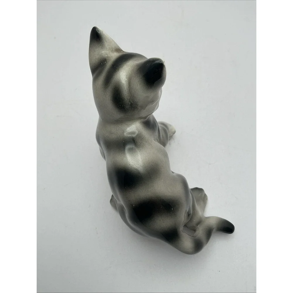 Vintage Japan CAT- Gray‎ Tiger Striped Cat Figurine